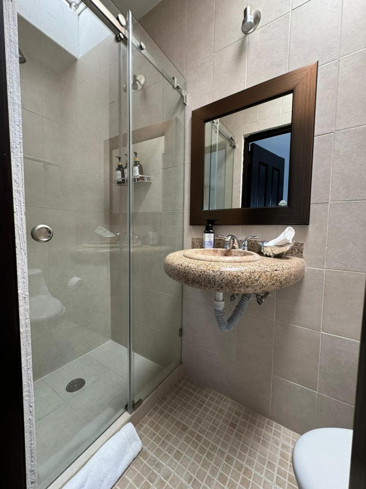 Suite Los Angeles テコサウトラ エクステリア 写真